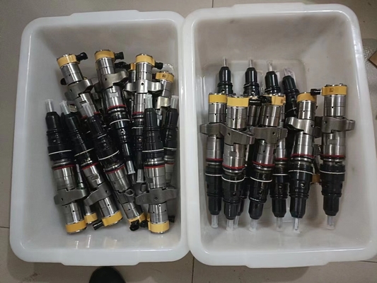 Suku Cadang Mesin Bahan Bakar Excavator Injector Assy Nozzle Oil Pump